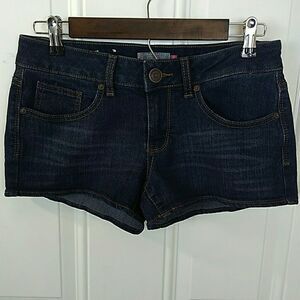 SO five pocket blue denim booty shorts